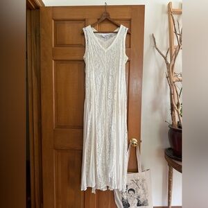 Vintage Nostalgia lace maxi dress